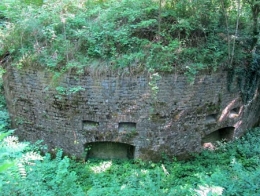 Fort-Benoit-caponnière-double-extérieur_01-450.jpg