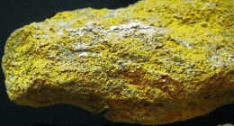 Death_valley_realgar+orpiment1.jpg