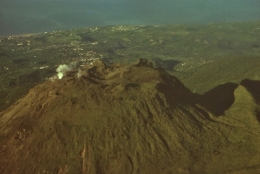 Guadeloupe_Soufrière1977_090-1.jpg