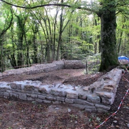 chapelle saint-gengoul,forêt de chailluz,catherine fruchart