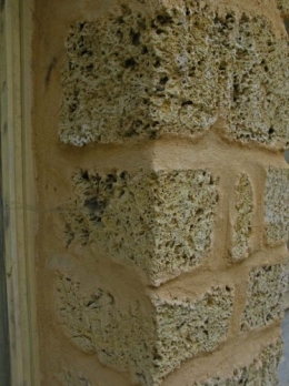 Bords de fenêtre en tuf.jpg
