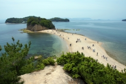 Angel_Road_Shodo_Island_Japan01s3.jpg