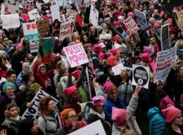 marche-des-femmes-gros-succes-pour-le-mouvement-de-contestation-anti-trump-video.jpg