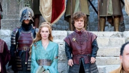 admirez-la-minutie-des-magnifiques-broderies-des-costumes-de-game-of-thrones310.jpg