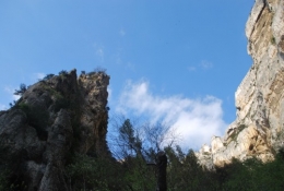 fontaine,source,résurgence,exsurgence,vallis clausa,vaucluse,pétrarque,plongée,gouffre