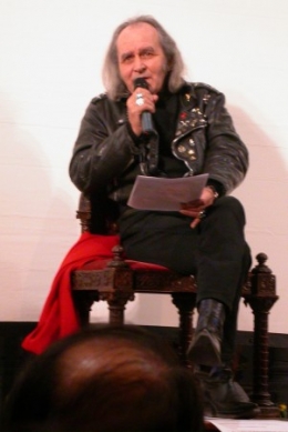633e25e80fb309f55a170d4110955945.jpg