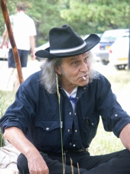 guychapeau.JPG