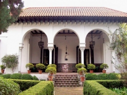 Museo Larreta.jpg