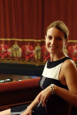 Kathrin au Teatro Colon.jpg