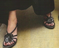 virginie affaire tron pieds.jpg