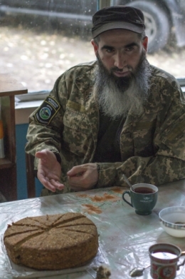meet-muslim-the-chechen-commander-battling-russia-with-some-unlikely-allies-body-image-1439296924.jpg
