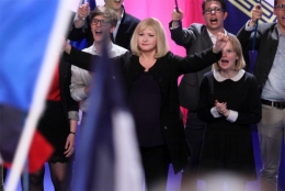 lucas belvaux,chez nous,fn