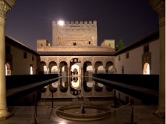 arrayanes_alhambra_noche_4.jpg