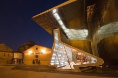 Vina-Tondonia-Zaha-Hadid.jpg