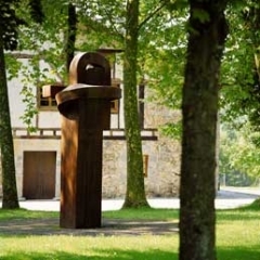 Chillida.jpg