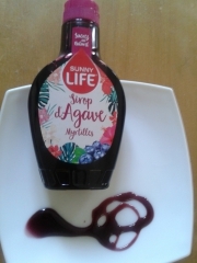 fruits rôtis, four, épices, herbes fraîches