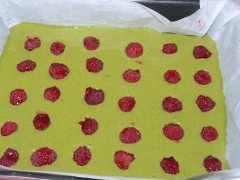 gâteau au yaourt,thé matcha,framboise,hibiscus