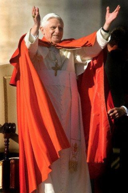 cape rouge parvis st-pierre.jpg