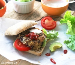 burger végétarien, haricots rouges, boulghour