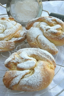 ensaimadas, brioche