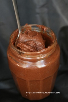 nutella,pâte à tartiner,noisette,chocolat