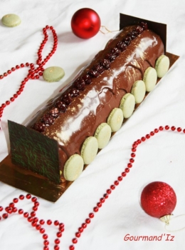 bûche chocolat-pistaches, griottes