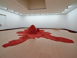 IMG_Ernesto_Neto_Irmao_da_montanha.jpg