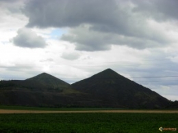 les-terrils-jumeaux-de-loos-en-goelle-visoterra-18146.jpg