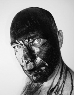 art,image,kendell geers,violence,regard,conscience,présence,humain