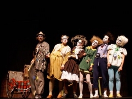 spectacle,clown,russie,théâtre,paris,découverte,échange,humour,humain