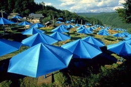 christo_umbrellas.jpg