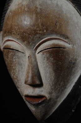masque mukuyi okuji- punu- gabon.jpg