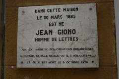 plaque giono.jpg