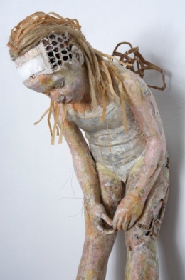 Valli-Nomidou-clay-sculptures-4.jpg