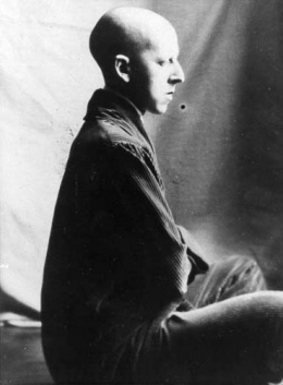 16 claude cahun.jpg
