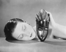 Man Ray, Noire et Blanche 1936.jpg