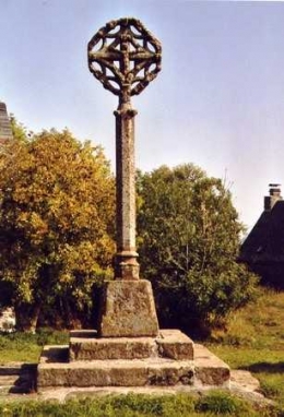 Chalinargues_croix_mons.jpg