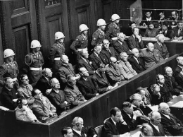 Allemagne-Nuremberg-1946-1.jpg