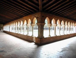 moissac-cloitre.jpg