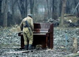 piano soldat.jpg