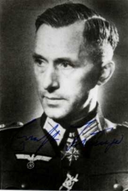 20070613212553-ernst-junger.jpg