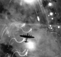 lancaster_over_hamburg39.jpg