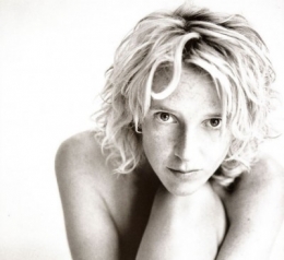 Sandrine Kimberlain.jpg