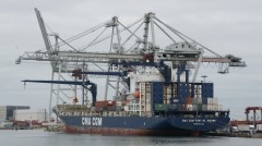 porte conteneurs cma cgm.JPG