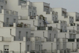 GRATTE CIEL 3 2004 11 09 MQUINONES.jpg