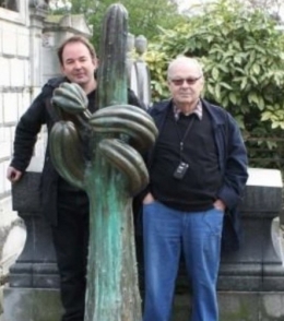 charlie hebdo,hara kiri hebdo,delfeil de ton,siné,siné hebdo,denis robert les mohicans,philippe val,nicolas sarkozy,pierre dac mou,mouvement ondulatoire unifié,patrick chappet,mourir plutôt crever,delfeil de ton ma véritable histoire d'hara kiri hebdo,cavanna,georges bernier,professeur choron,pierre fournier,fournier la gueule ouverte,wolinski,gébé,gébé l'an 01,willem libération,doillon l'an 01,cabu,