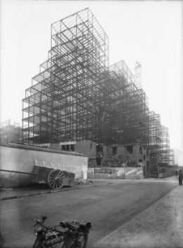 STRUCTURE CHARPENTE GRATTE CIEL VILL..jpg