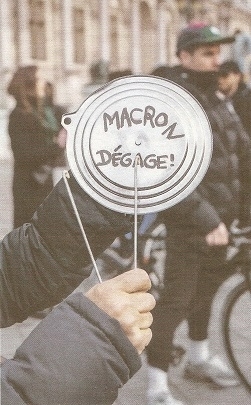 2023 05 06-08 MACRON DEGAGE.jpg