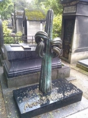 charlie hebdo,hara kiri hebdo,delfeil de ton,siné,siné hebdo,denis robert les mohicans,philippe val,nicolas sarkozy,pierre dac mou,mouvement ondulatoire unifié,patrick chappet,mourir plutôt crever,delfeil de ton ma véritable histoire d'hara kiri hebdo,cavanna,georges bernier,professeur choron,pierre fournier,fournier la gueule ouverte,wolinski,gébé,gébé l'an 01,willem libération,doillon l'an 01,cabu