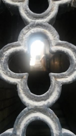 L'escalier caché.jpg